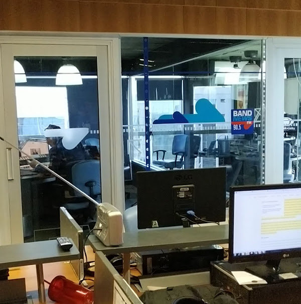 Foto 2 Radio BandNews FM Brasilia 90,5