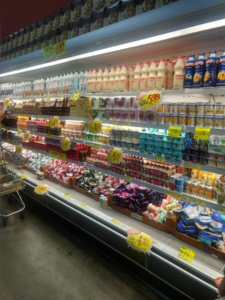 Foto 2 Vitória Max Supermercados