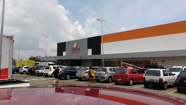 Supermercados Pague Menos - Parque Prado