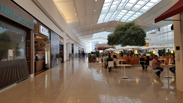 Praça de alimentação shopping Iguatemi Esplanada