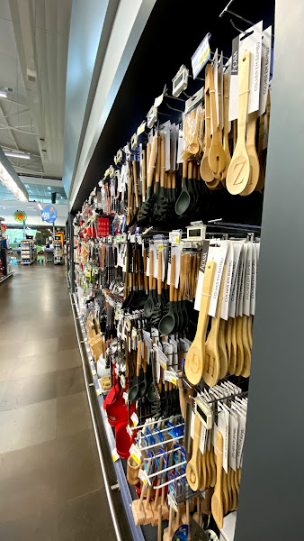 Foto 3 Supermercado Angeloni Beira Mar