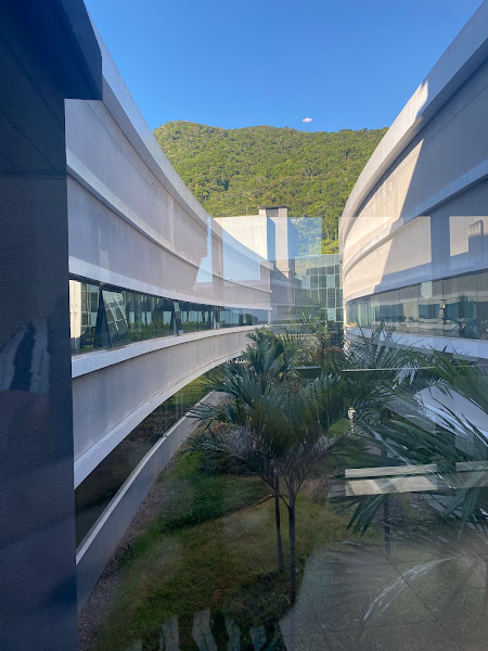 Foto 6 Square SC Foto 6 Square SC