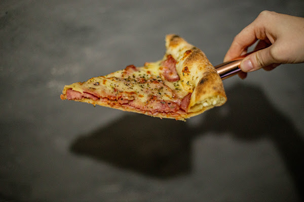 Foto 2 Toca Pizzaria & Esfiharia