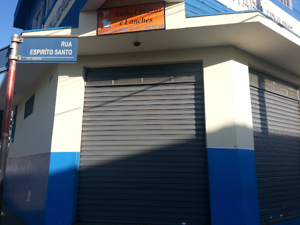 Anibal Pizzas e Lanches