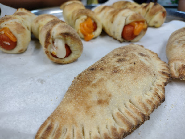 Day Pizzas e Esfihas