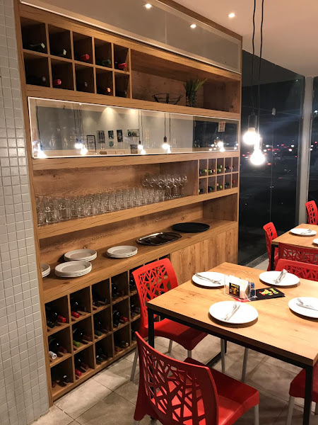 Drops Conveniência, Grill e Pizzaria