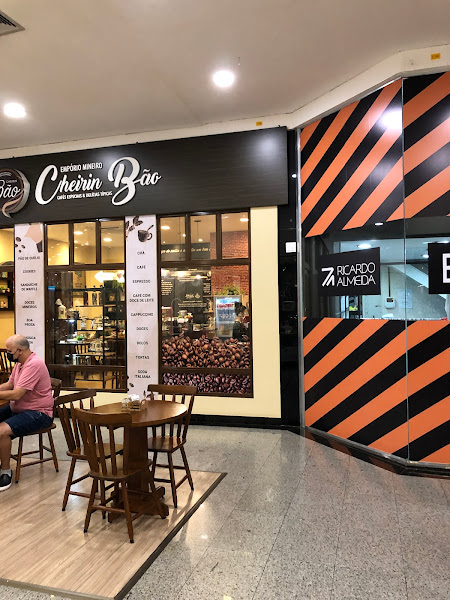 Cafeteria Cheirin Bão - Avenida Center Maringá/PR