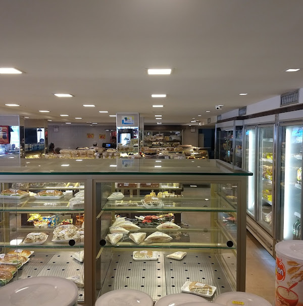 Foto 2 Roma Pães e Conveniência