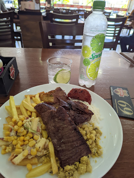 Foto 1 Cerqueira Churrascaria e Pizzaria - Delivery de Pizza e Churrasco