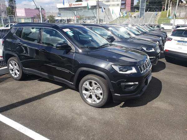 Foto 3 Barigüi Locadora