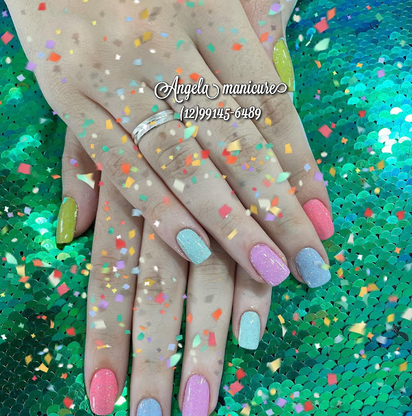 Foto 2 Angela manicure tradicional