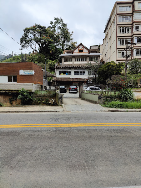 Clínica Veterinária Petrópolis Clínica Veterinária Petrópolis