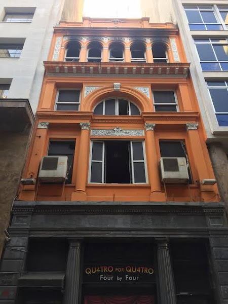 Whiskeria Quatro por Quatro