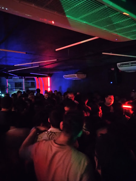 Foto 2 Castanho Club