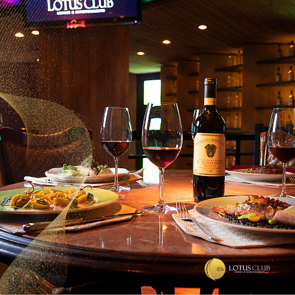 Foto 2 Lotus Club Foto 2 Lotus Club