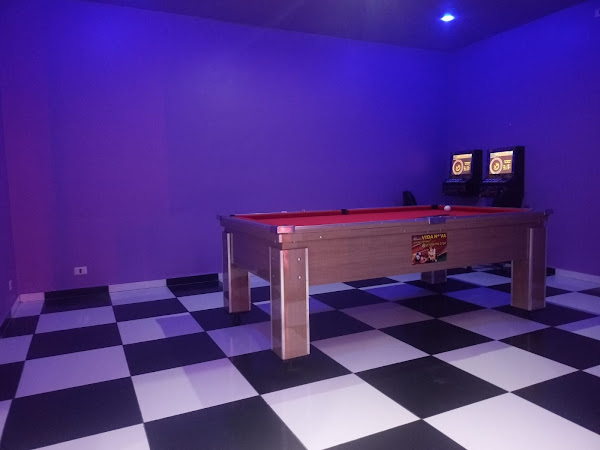 Foto 1 Khalifas Club