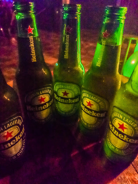 Foto 3 Ahoy! Tavern Club