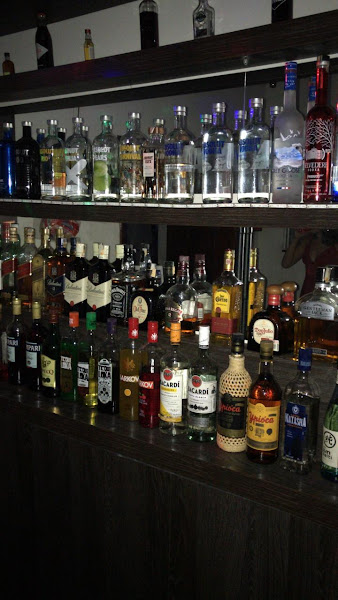 Foto 1 Dubai Lounge Bar