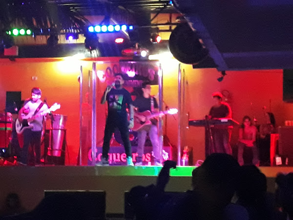 Foto 1 Coqueiros Entretenimentos