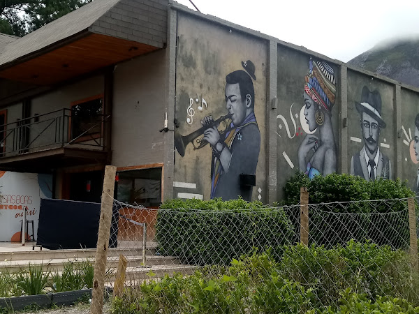 Foto 2 Calçada da Fama - Itaipava