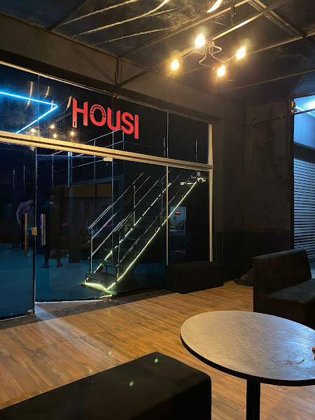 Boate - Housi Lounge