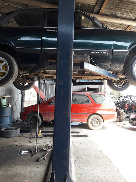 Falcão Comércio de Peças Novas e Usadas.