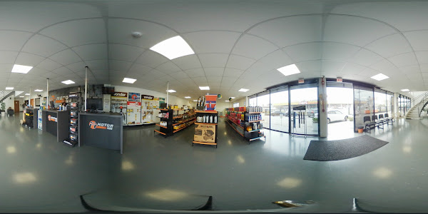 Foto 1 MOTOR 100 - Distribuidora de Autopeças - São José