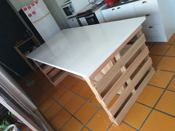 Foto 1 Madeirarte.Floripa (fabricação e restauração de moveis em madeira maciça)