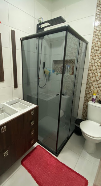 Theglass box e espelhos