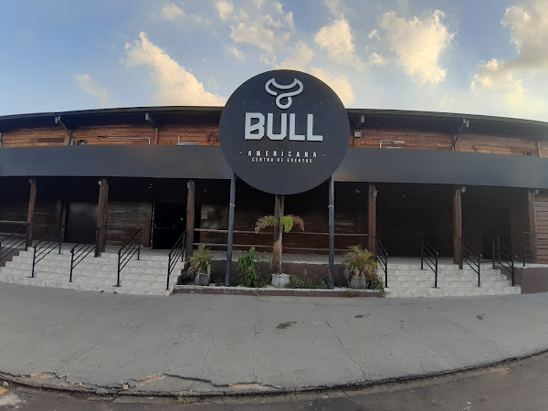 Bull Club Americana