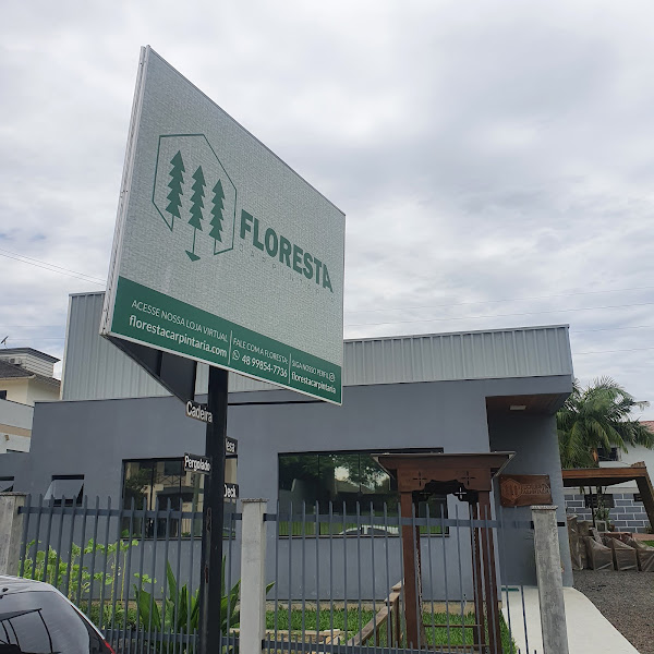 Floresta Carpintaria- Mesas, Cadeiras e Madeiras