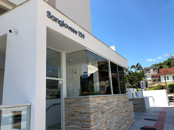 Foto 2 Casa com Vidro - Esquadrias de PVC, Alumínio, Glazing.