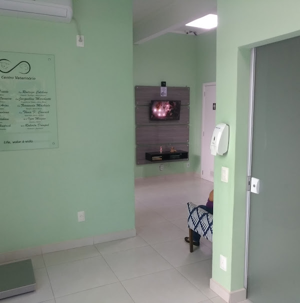 Foto 1 LIFE Centro Veterinário