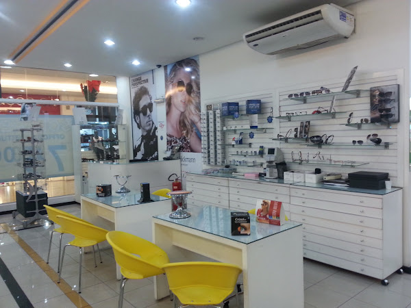 Foto 1 Óticas Officer