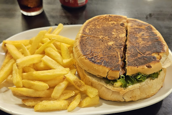 Foto 1 Tropical Sucos e Lanches