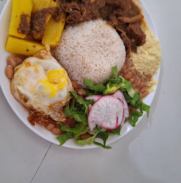 Foto 3 BOTINHA''S RESTAUNTE e LANCHES