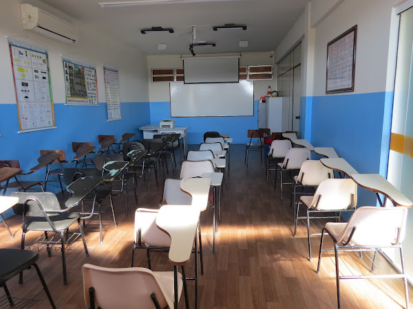 Foto 1 Autoescola Pratense