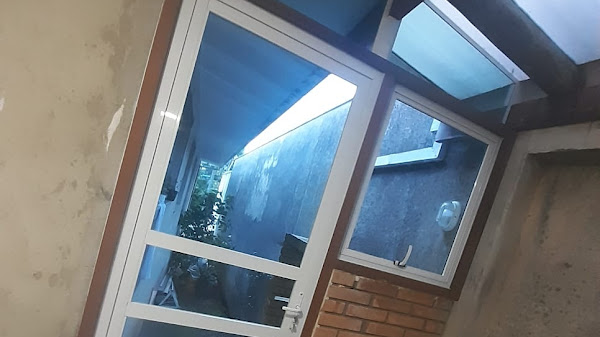 S.A. Comércio de Vidros