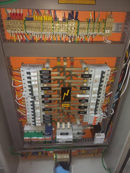 Instalações Elétricas Em Geral 