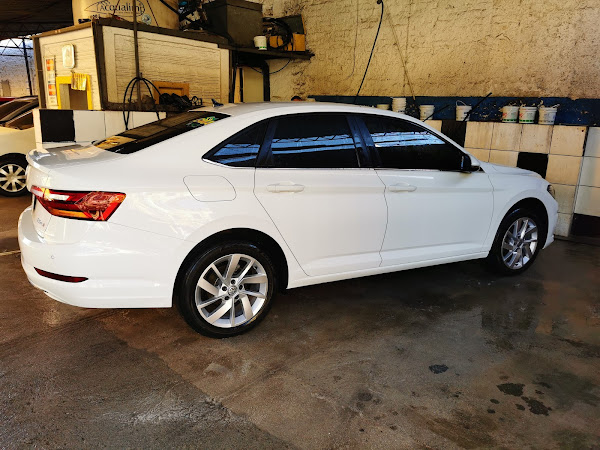 Estacionamento e Lava Rápido Pare e Lave