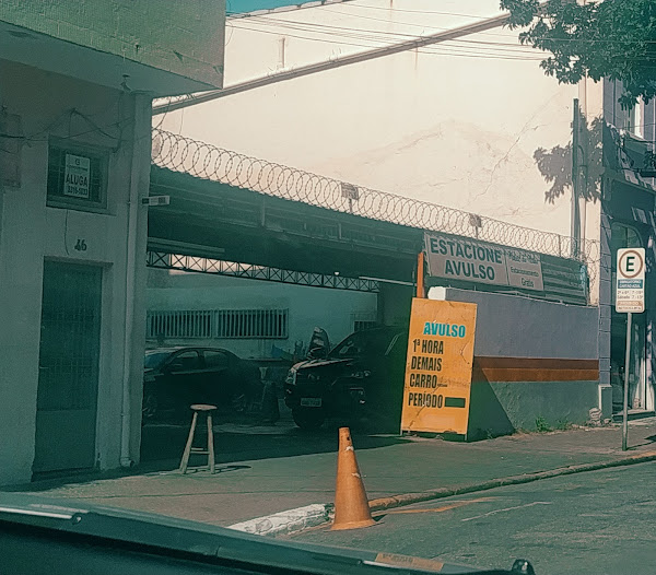 Foto 1 Estacionamento E Lava Rápido