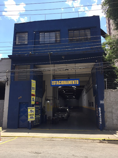 Estacionamento e Lava Rápido 267