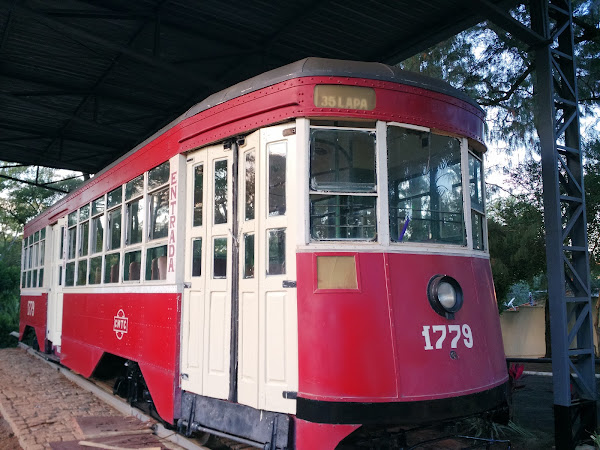 Foto 2 Zoo Park Estacionamento/Lava Rápido