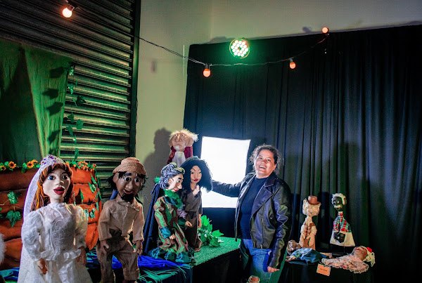 Voar Teatro de Bonecos