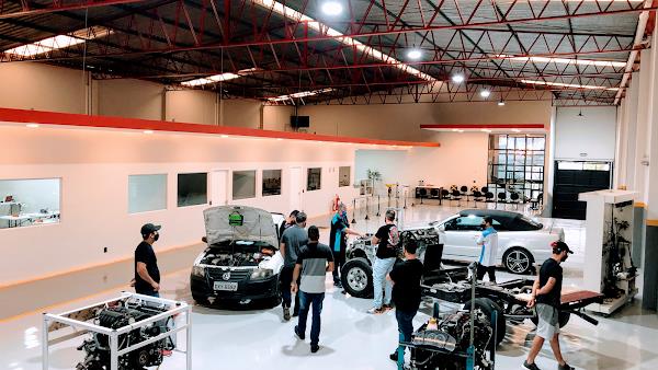 Foto 2 AutoEletrônica Cursos & Tecnologia