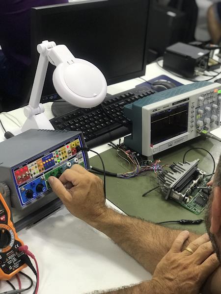 Foto 3 AutoEletrônica Cursos & Tecnologia