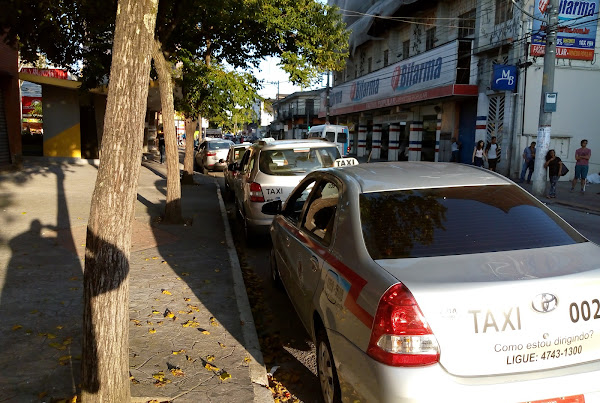 Ponto de Táxi 02