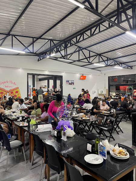 Pizzaria Três Irmãos - Av. do Café Famoso Rodízio De Pizzas