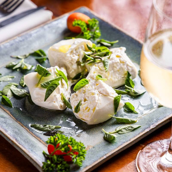 Foto 2 Cristal Pizza Bar & Grill