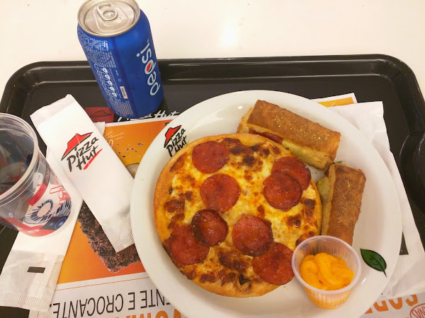 Foto 5 Pizza Hut Shopping Light: Pizzaria, Sobremesas, Bebidas em São Paulo Foto 5 Pizza Hut Shopping Light: Pizzaria, Sobremesas, Bebidas em São Paulo